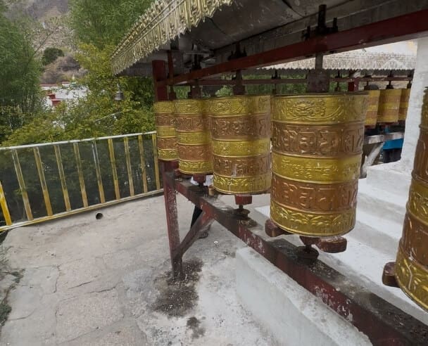Drepung – San ili Java